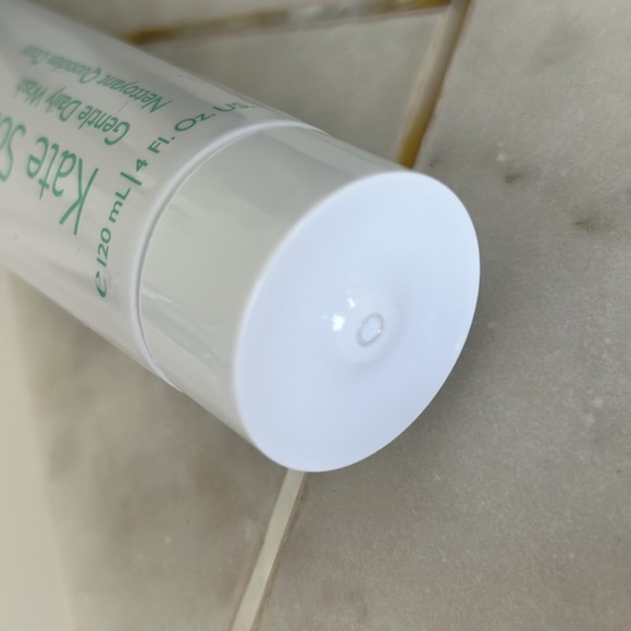 Kate Somerville Gentle Daily Wash - Picture 6 of 7